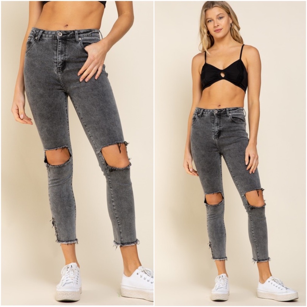 POL Medium Wash Frayed Hem Cut out Denim Skinny Jeans